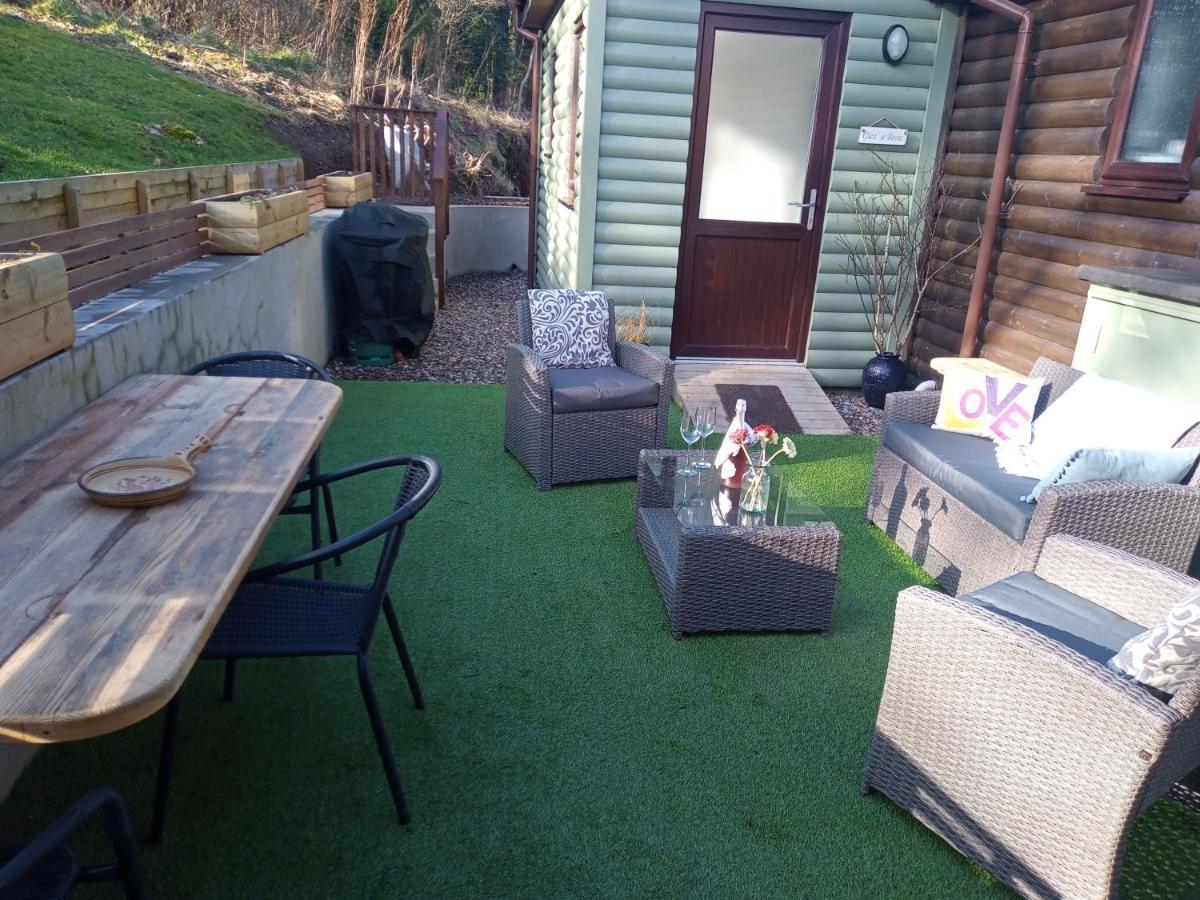 Charming Lodge Cosy Comfortable Ideal Location Blairgowrie and Rattray Экстерьер фото